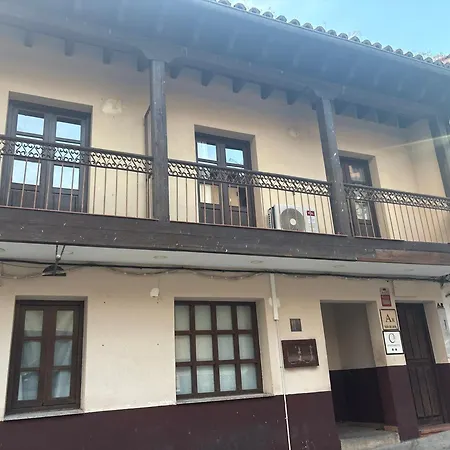 Rurales La Plaza * Cabezuela Del Valle