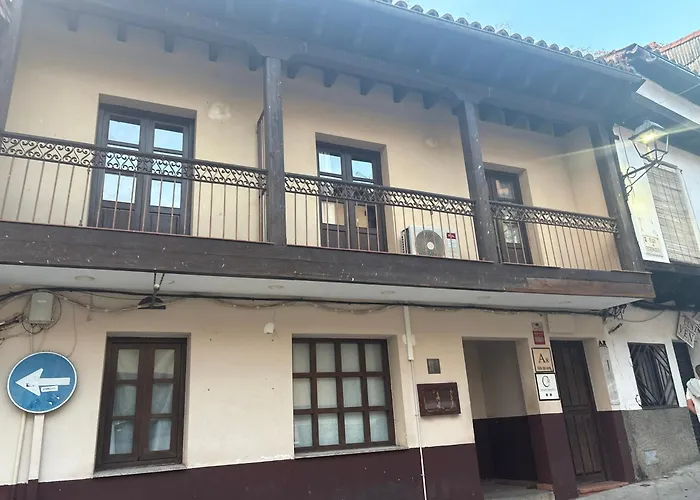 Rurales La Plaza * Cabezuela Del Valle